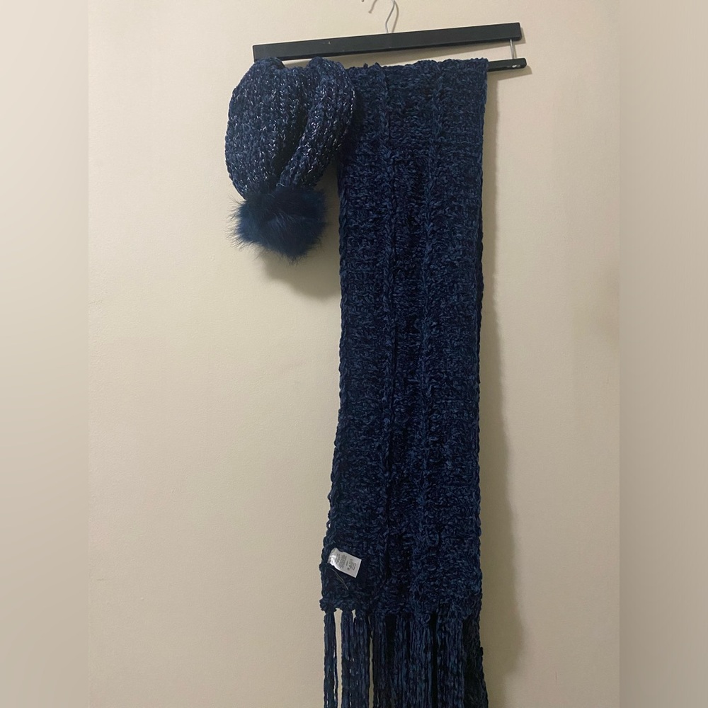 Ann Taylor Scarf and Hat Set